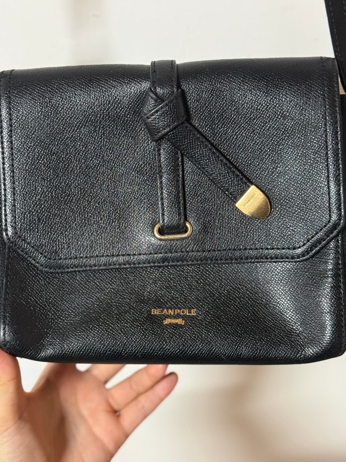 빈폴 클래식 미니 크로스백 블랙 레더 상품이미지3