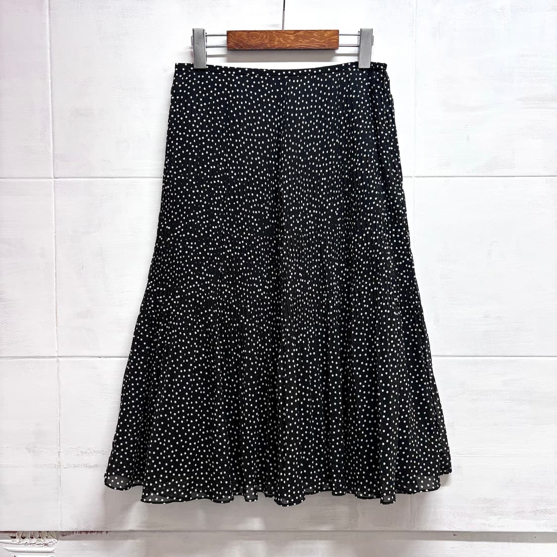MADAM JOCONDE 도트 땡땡이 주름 플리츠 미디 스커트  JPN  상품이미지1