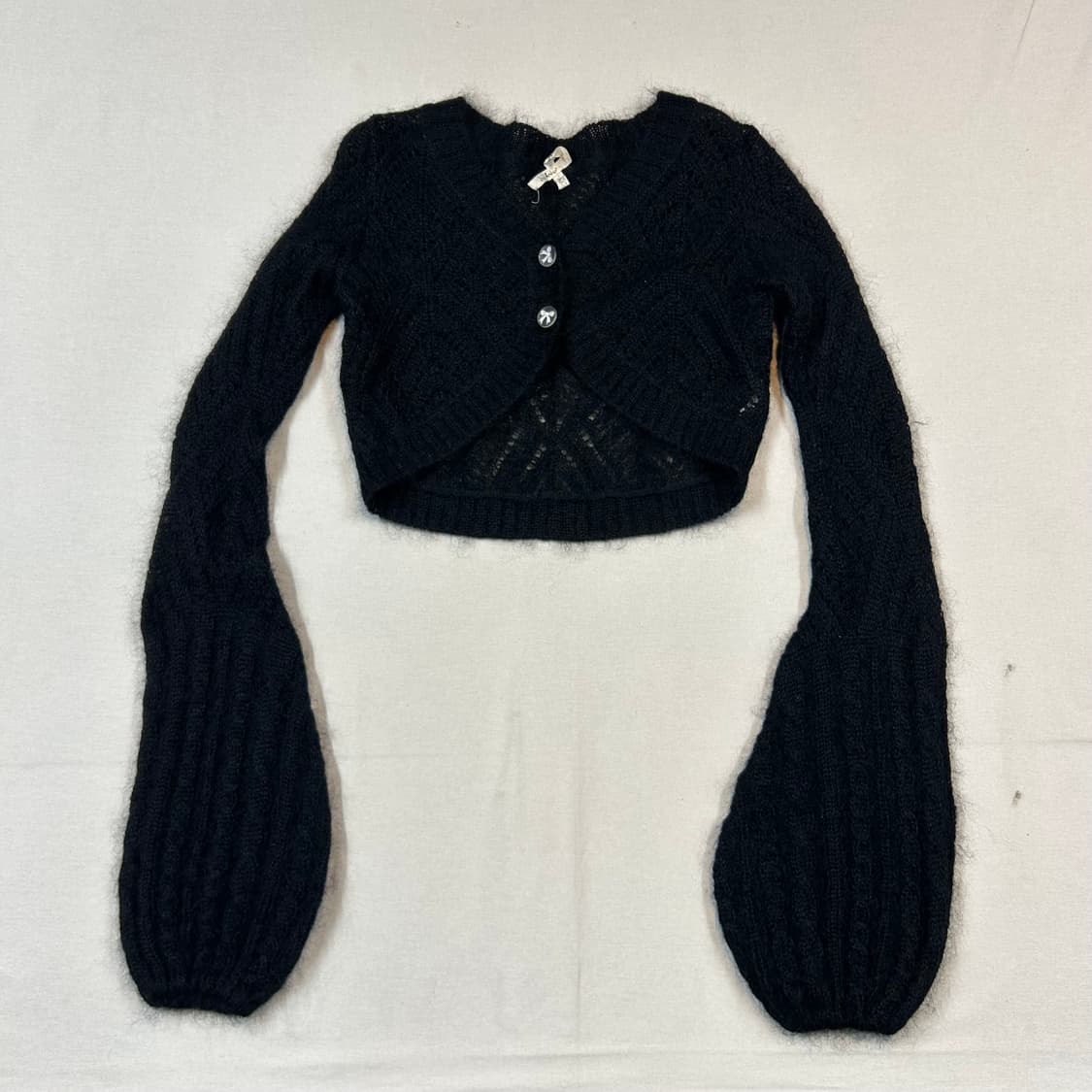 nadesico 리본 각인 버튼 모헤어 크롭 가디건 벨슬리브 상품이미지1