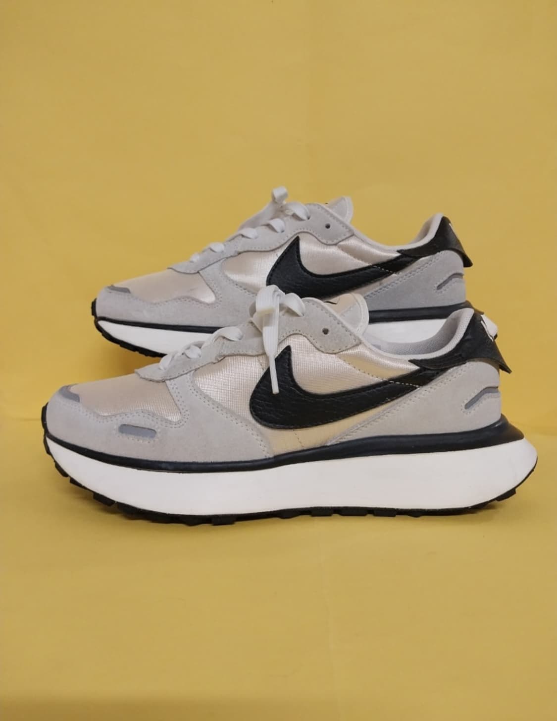 여성 나이키 피닉스 와플 키높이 운동화 (250) 상품이미지1