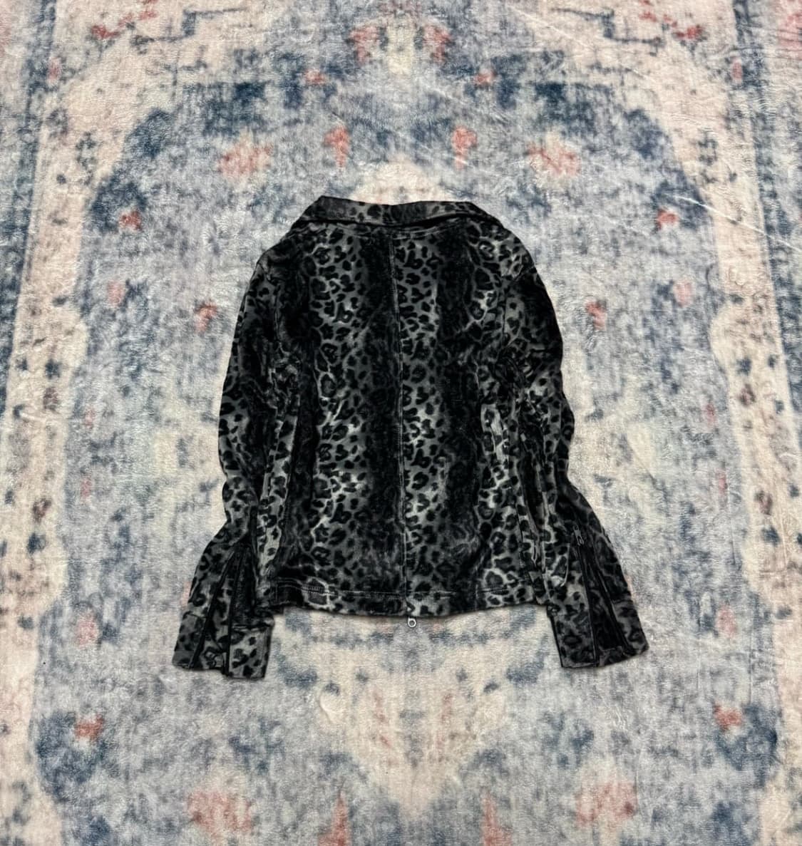 Rubik snow leopard velour fur rider jack 상품이미지4
