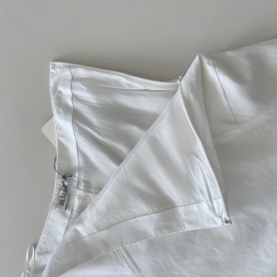 새상품 정품 질샌더 34|여성55-66 화이트 A 라인 스커트 상품이미지3