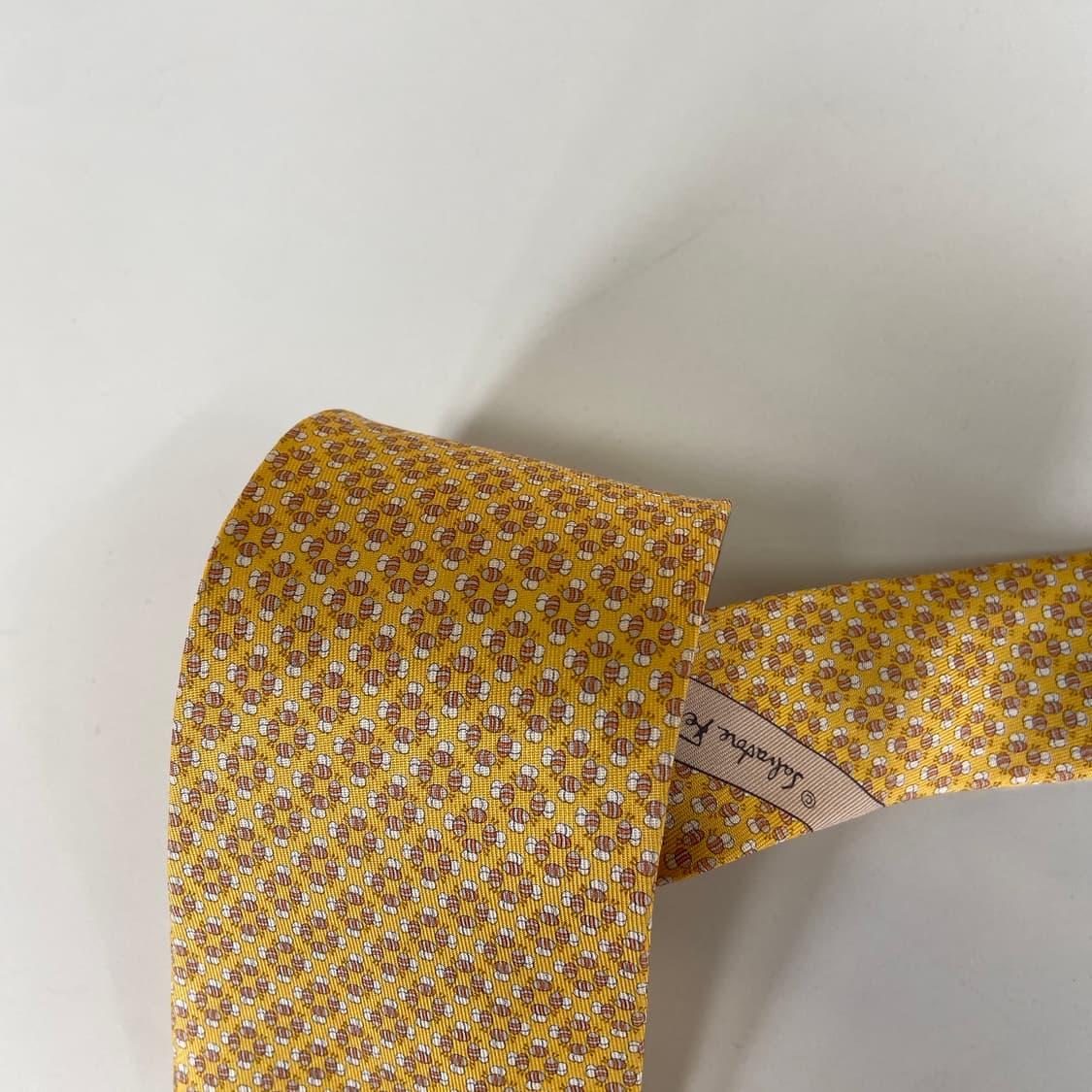 페레가모(Ferragamo) 명품 정품 넥타이 8.1cm 상품이미지6