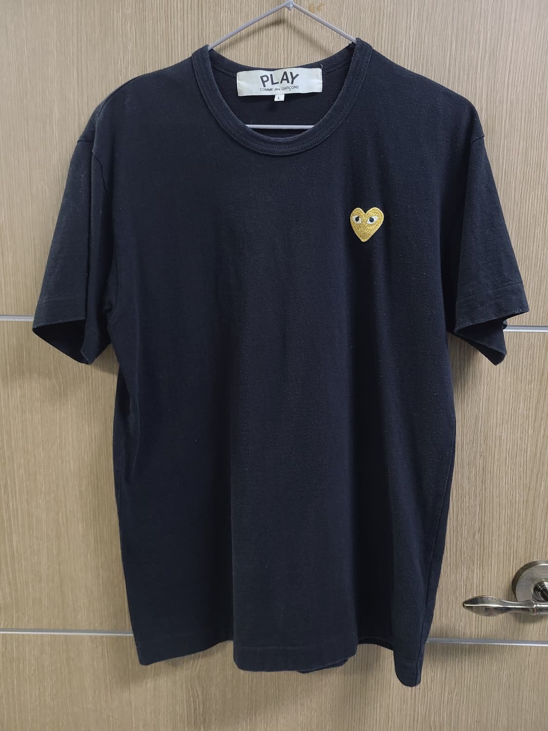 꼼데가르송 골드와펜 블랙 반팔티 상품이미지1