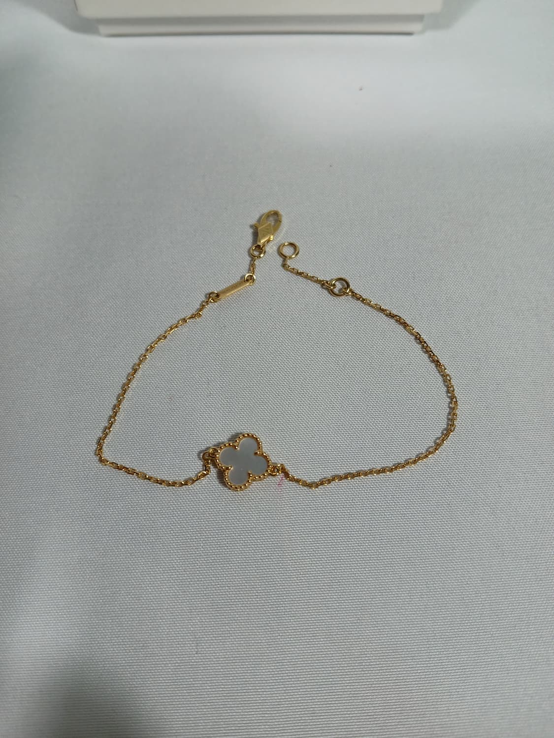 반클리프 알함브라 스위트 팔찌 VCARF68800 상품이미지10