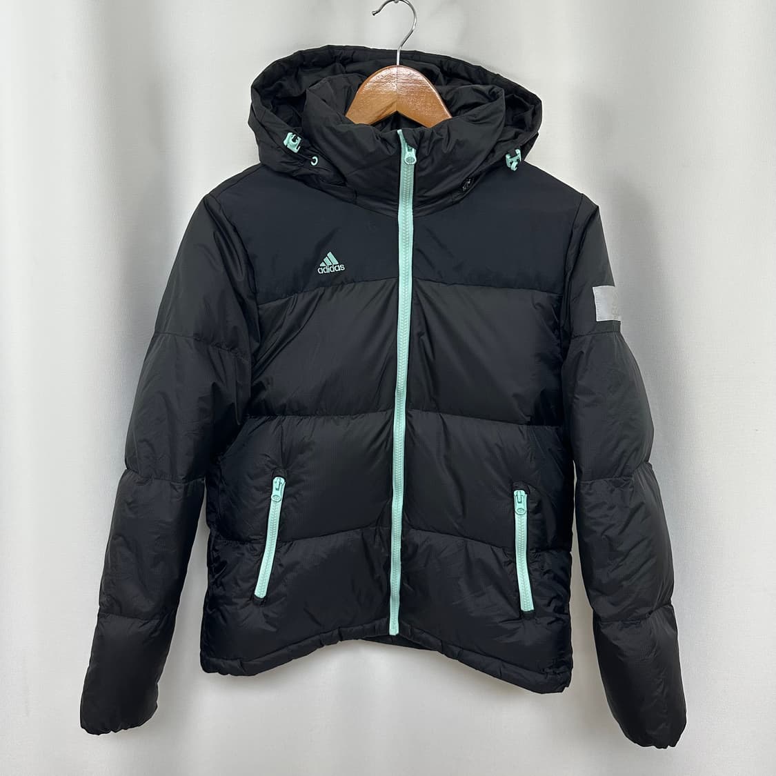 아디다스 여자 패딩  자켓 오리털 90 UEU 상품이미지1