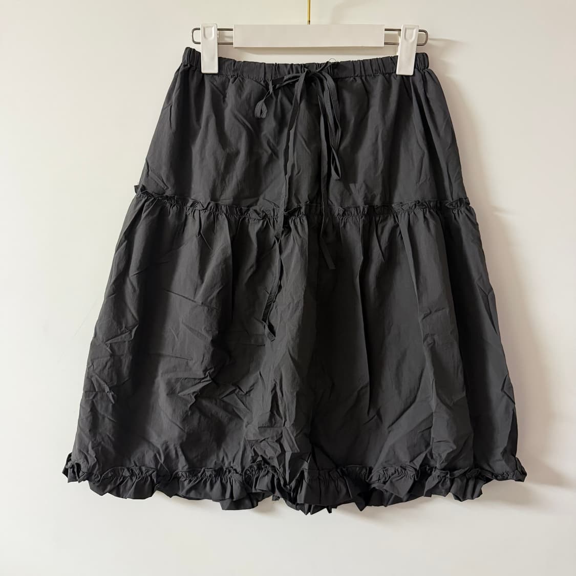 새상품 여자 미디 프릴 스커트 상품이미지1