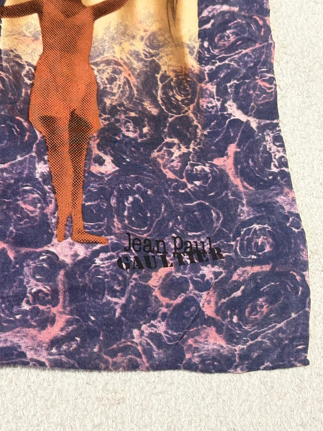 [희귀] 빈티지 장 폴 고티에(JPG) 콜라주 실크 스카프 상품이미지2