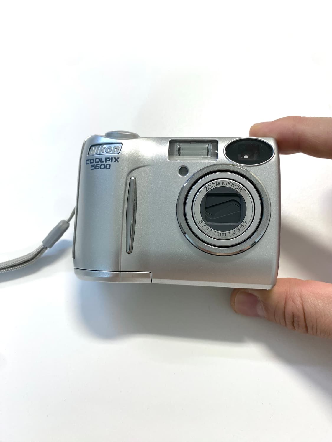 니콘 쿨픽스 5600 디지털 카메라 상품이미지1