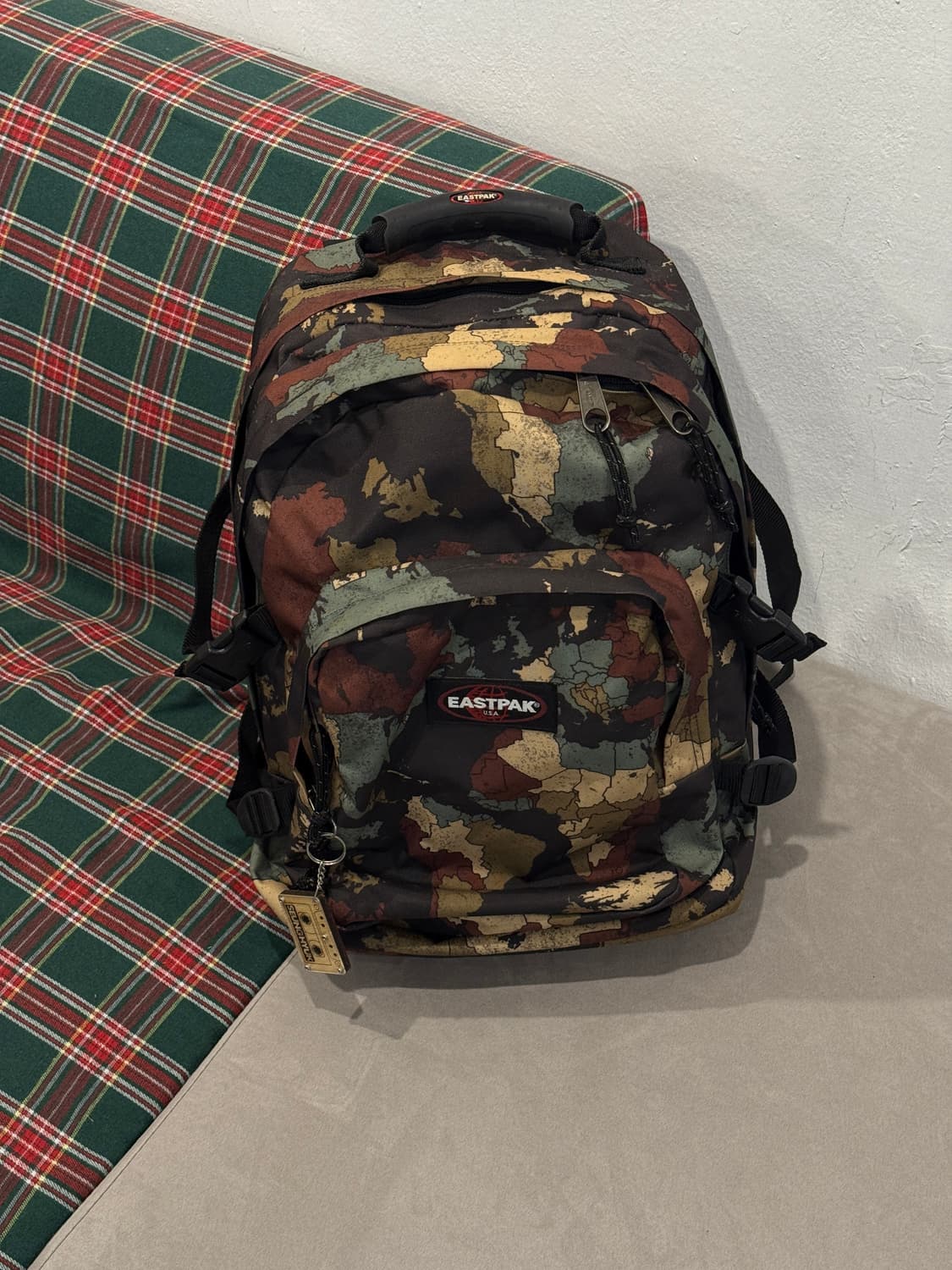 이스트팩 프로바이더 카모 백팩 상품이미지7