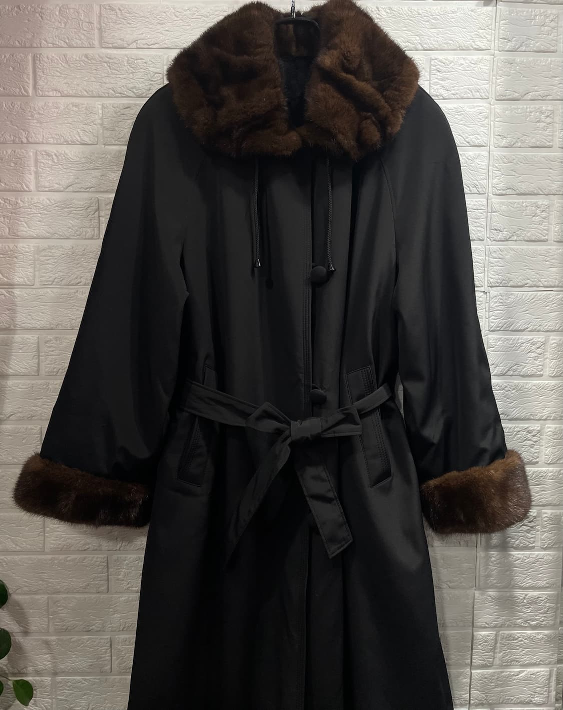 리베도 여성 밍크롱코트 (토끼털안감따뜻) 밍크자켓점퍼 하객룩블랙코트 상품이미지4