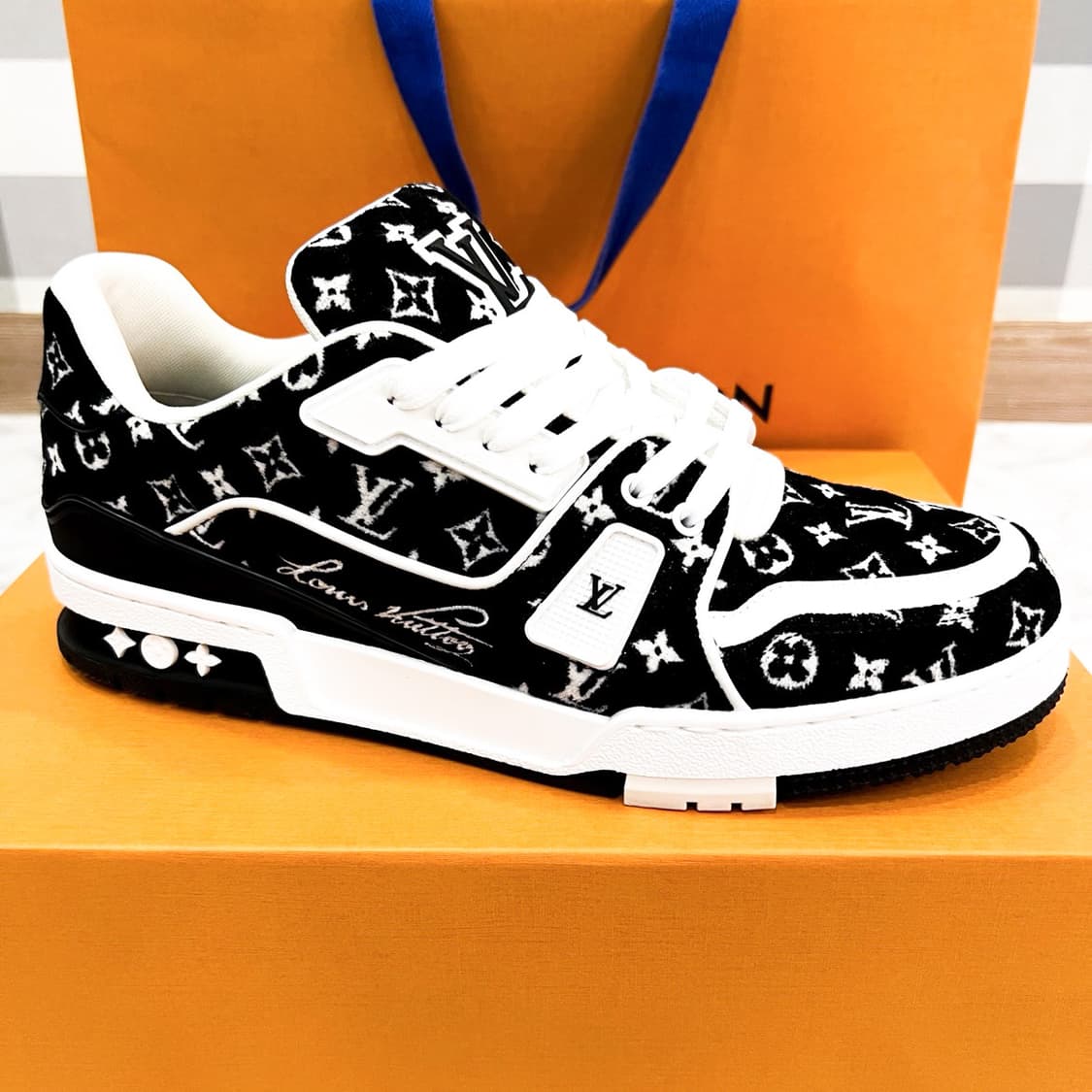 [8.5] 루이비통 LV 트레이너 모노그램 텍스타일 스니커즈 블랙 상품이미지3