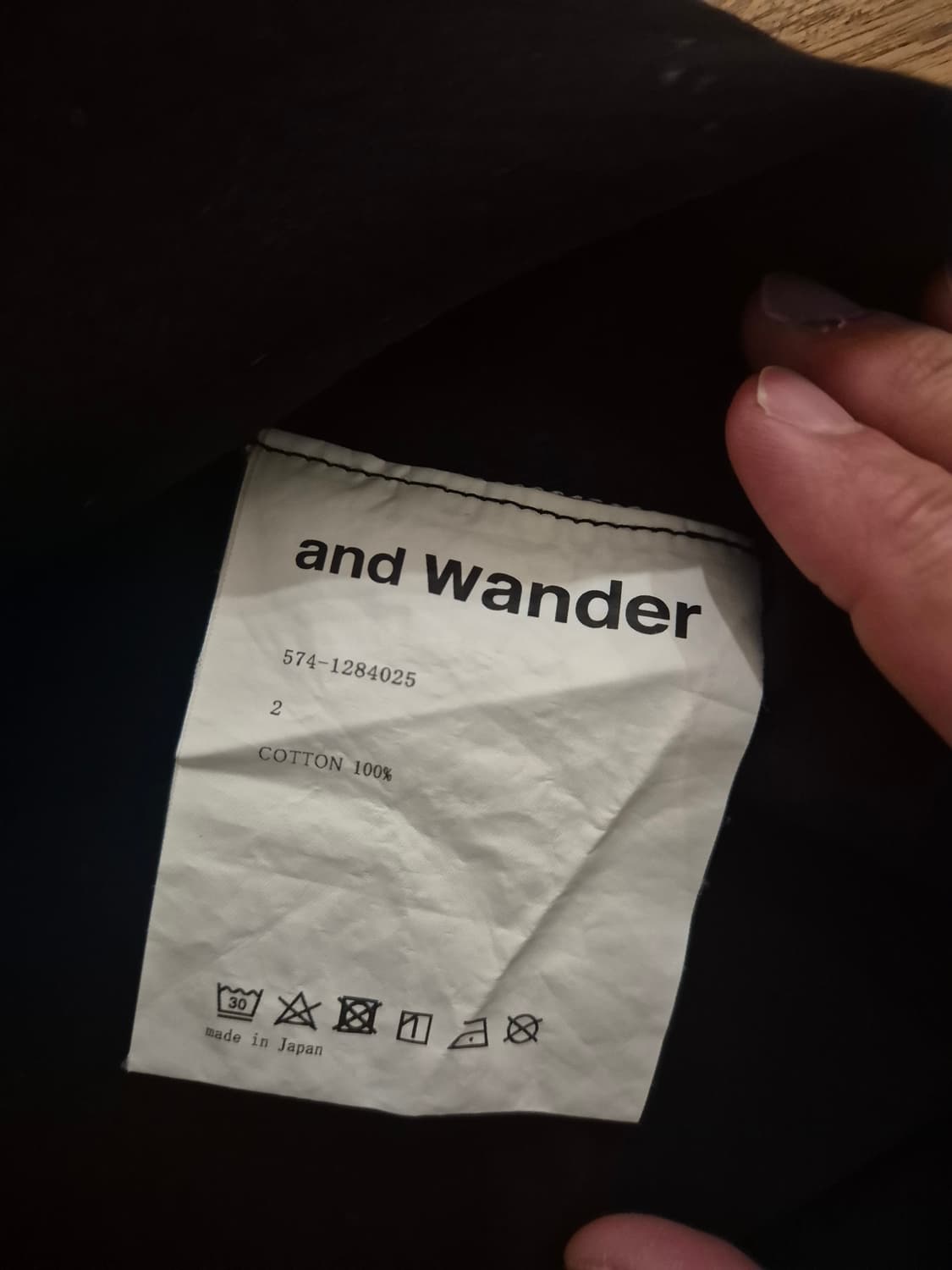 (희귀템) and wander 앤드원더 블랙 반팔티 상품이미지5