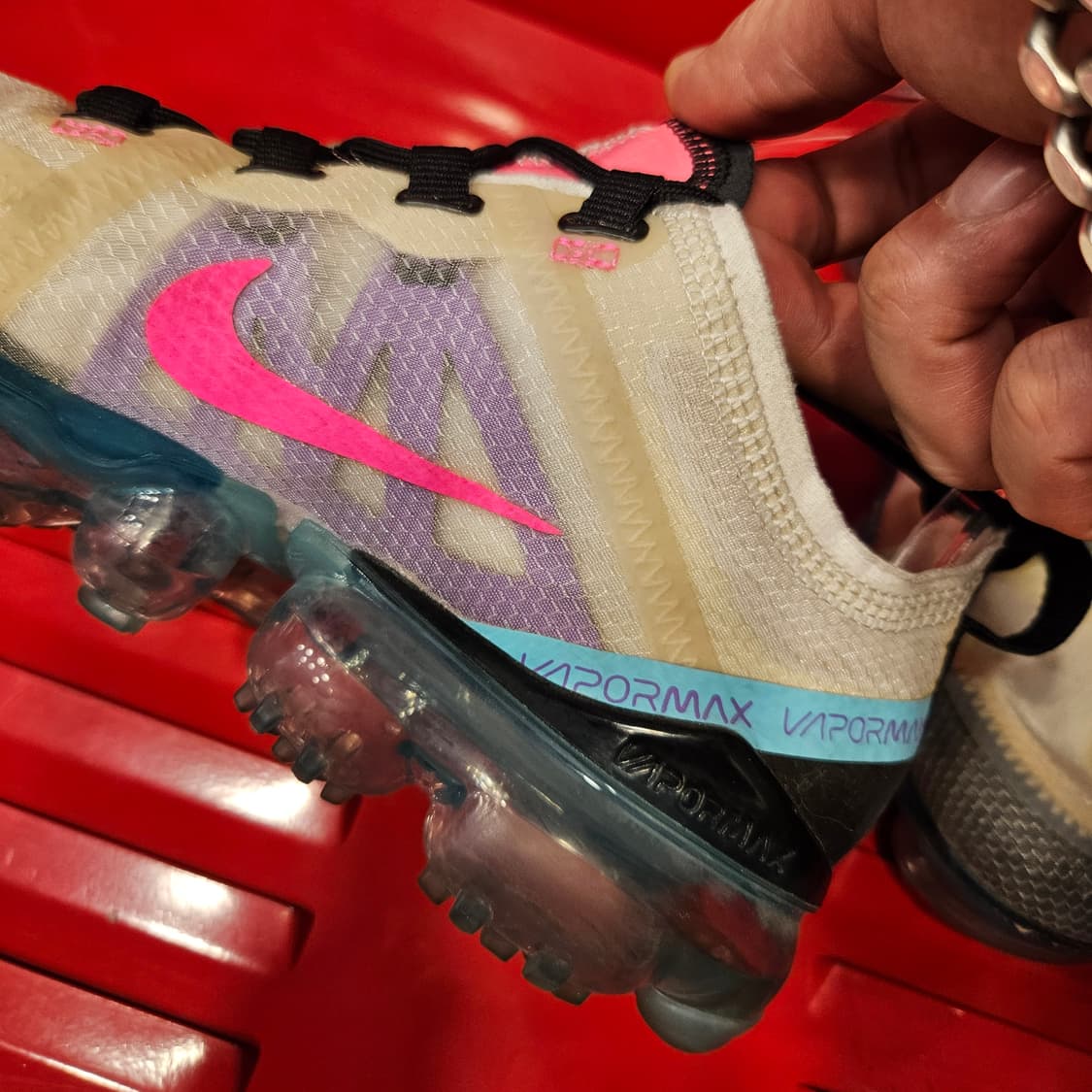 (거의새상품)나이키(NIKE) 베이퍼맥스 플레티넘 핑크 225size 상품이미지3