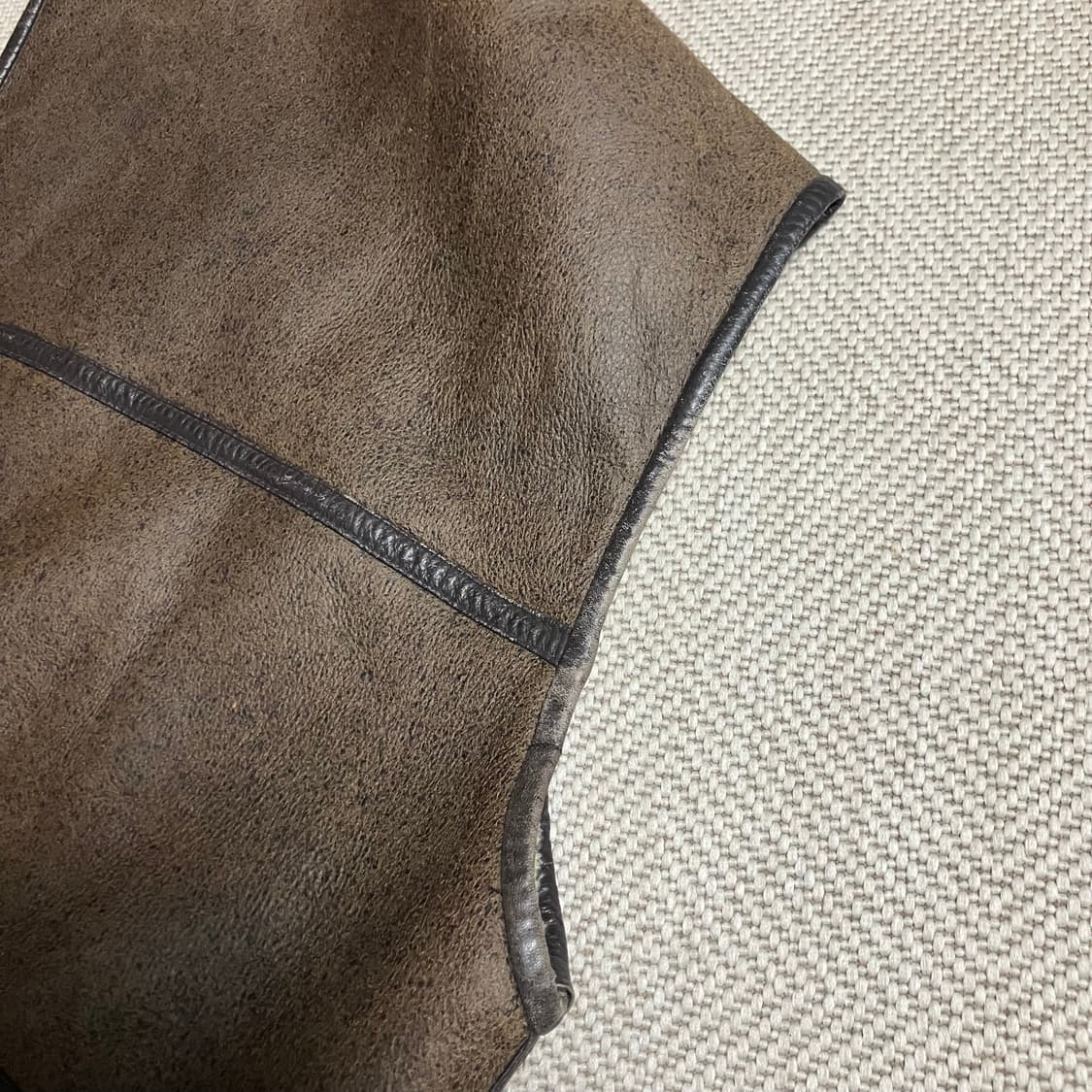 인터메조 빈티지 가죽 무스탕 조끼 상품이미지5