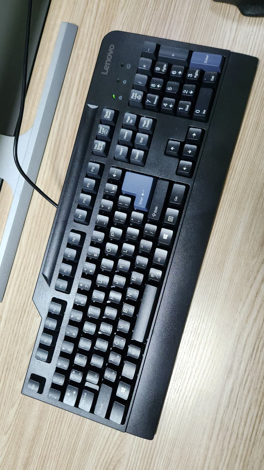 # 전설의 레전드 키보드 IBM 레노보 SK-8825 빈티지 키보드 급처 상품이미지1