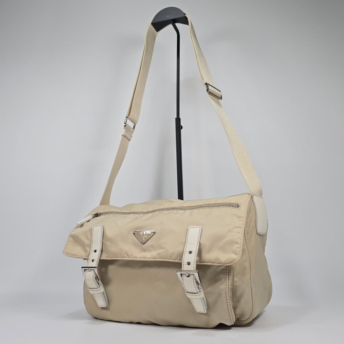 프라다 나일론 메신져 크로스백 상품이미지1