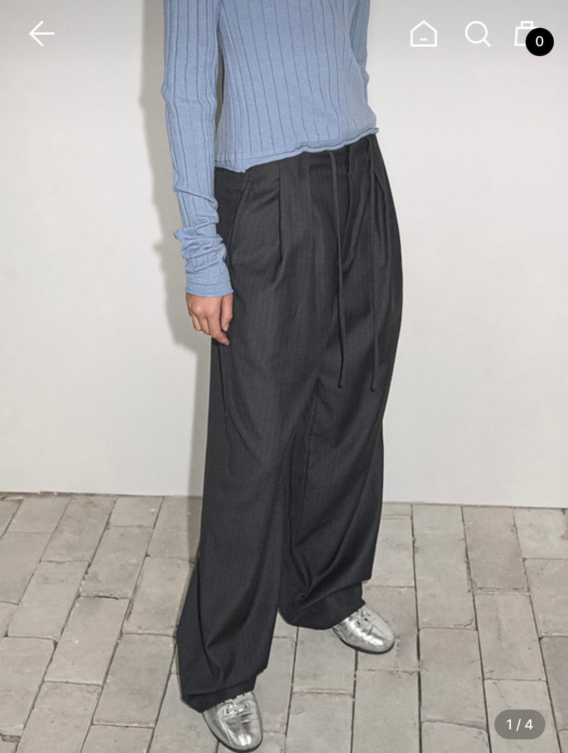 이어닝 WOOL STRIPE PIN-TUCK SLACKS, 차콜  상품이미지1