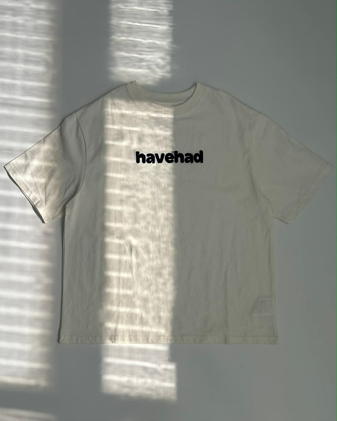 [1] havehad 해브헤드 시그니처 화이트 반팔 티셔츠 상품이미지1