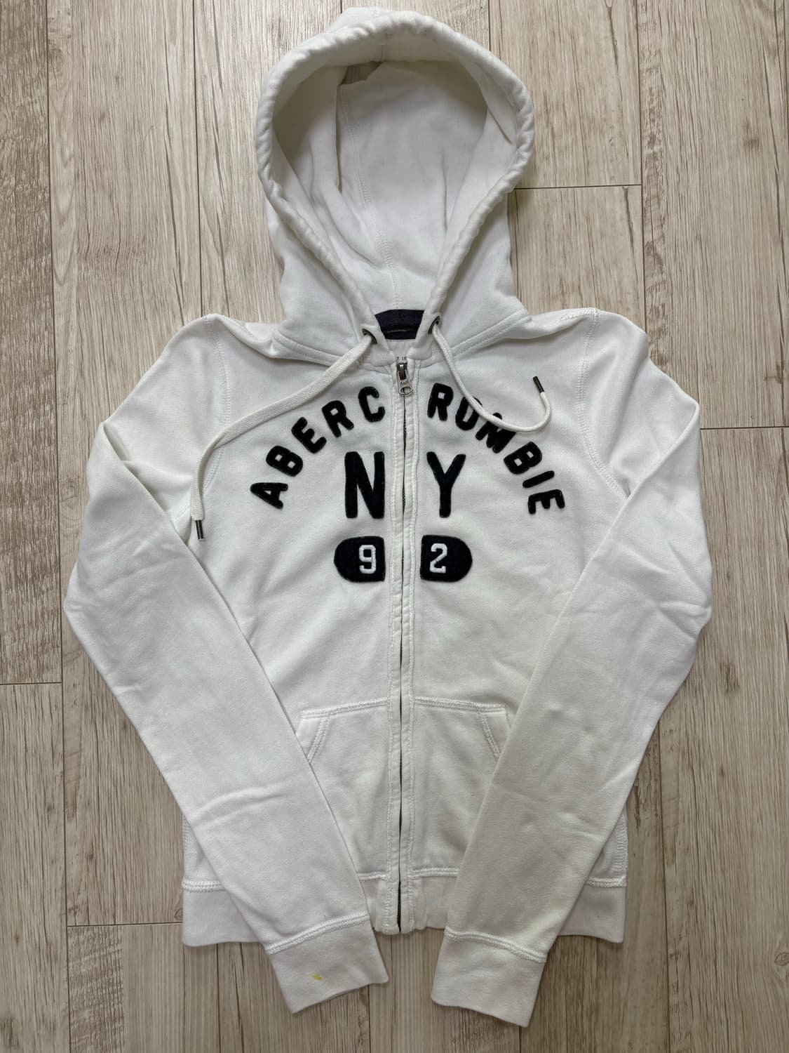 아베크롬비 딱붙핏 후드집업 화이트 xs 상품이미지1