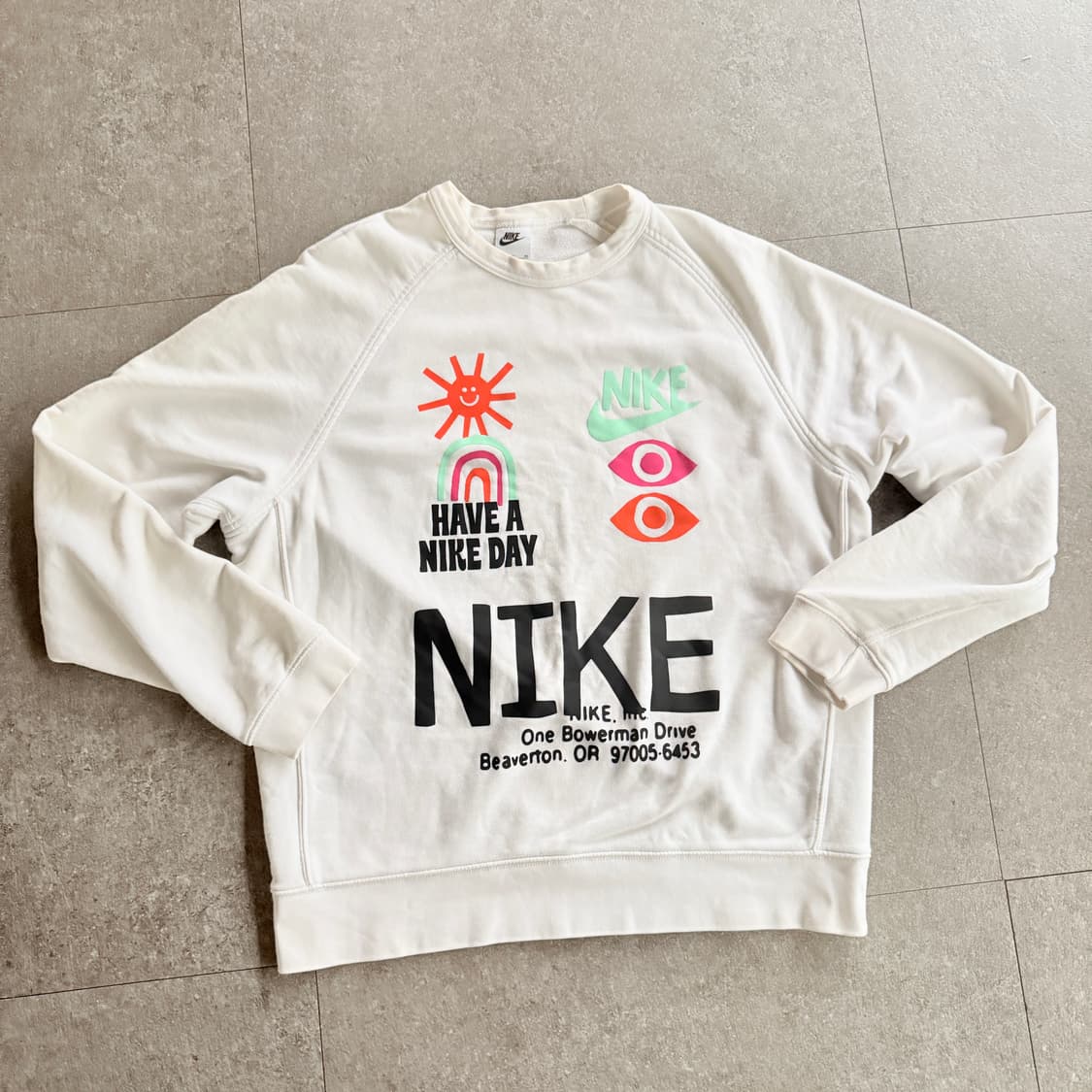 나이키 그래픽 맨투맨  상품이미지3