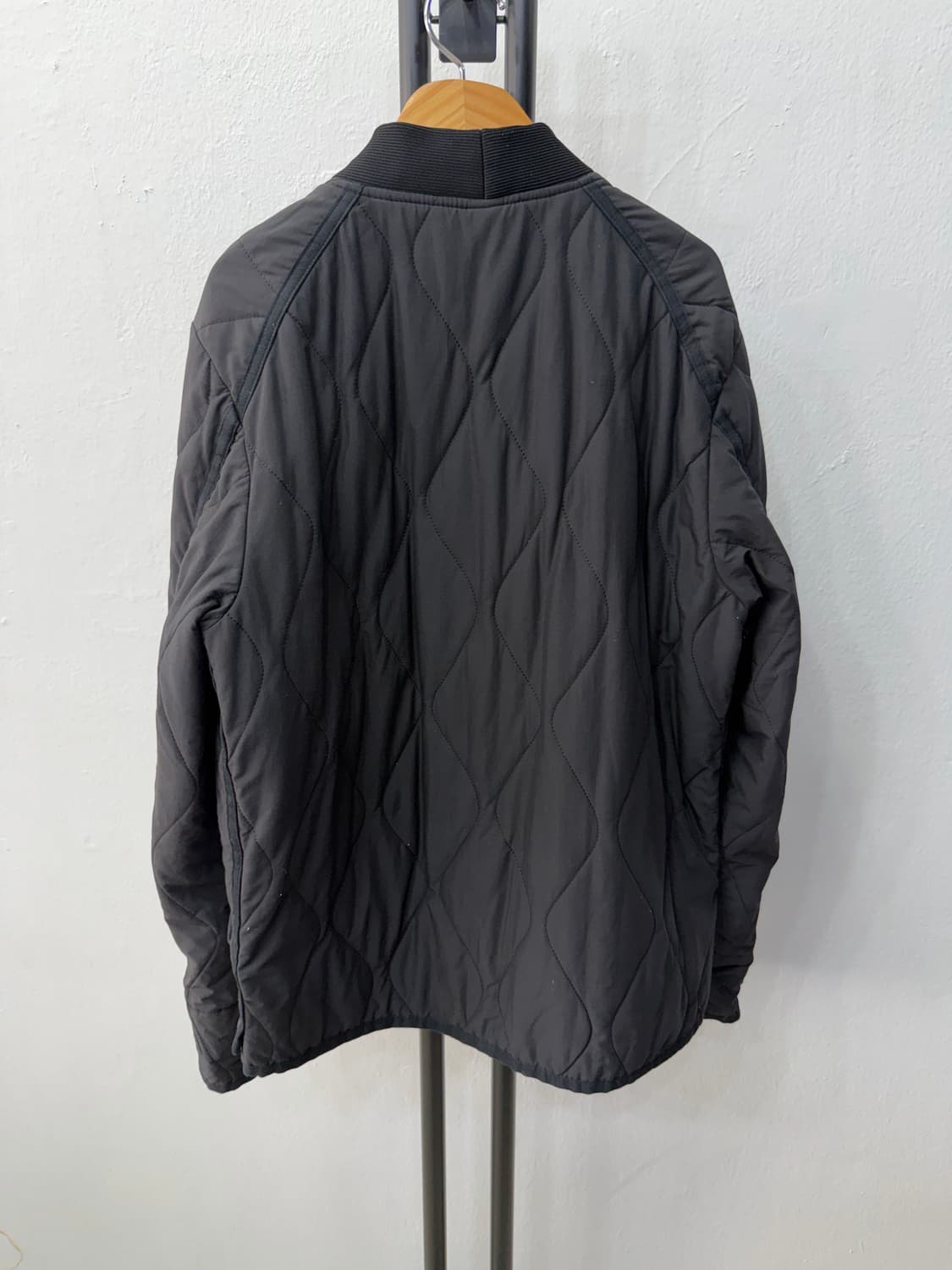 정품) 타임옴므 한섬 블랙 퀼팅 봄버 자켓 100 상품이미지6