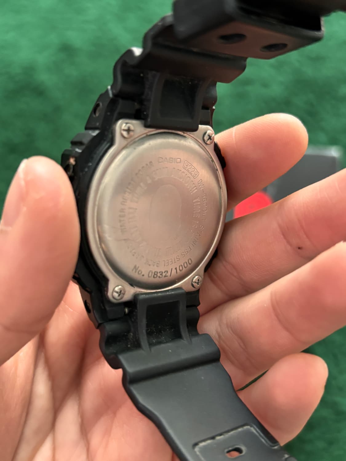 카시오x베이프] DW-5600VT 한정판 시계 상품이미지4