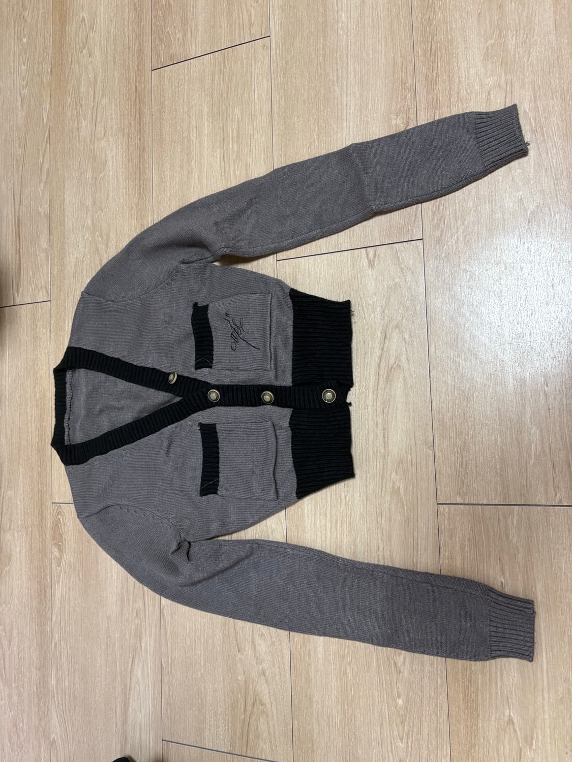 가디건 판매합니다! 상품이미지1