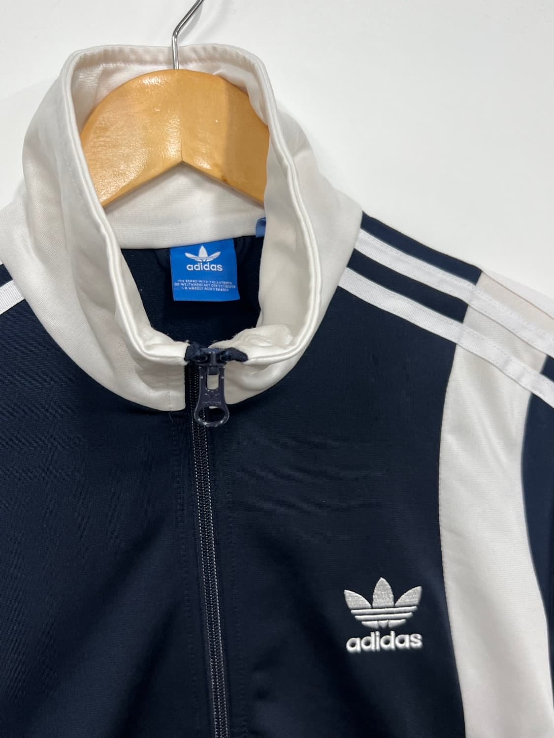 엔믹스 설윤 아디다스 백로고 파이어버드 져지 상품이미지2