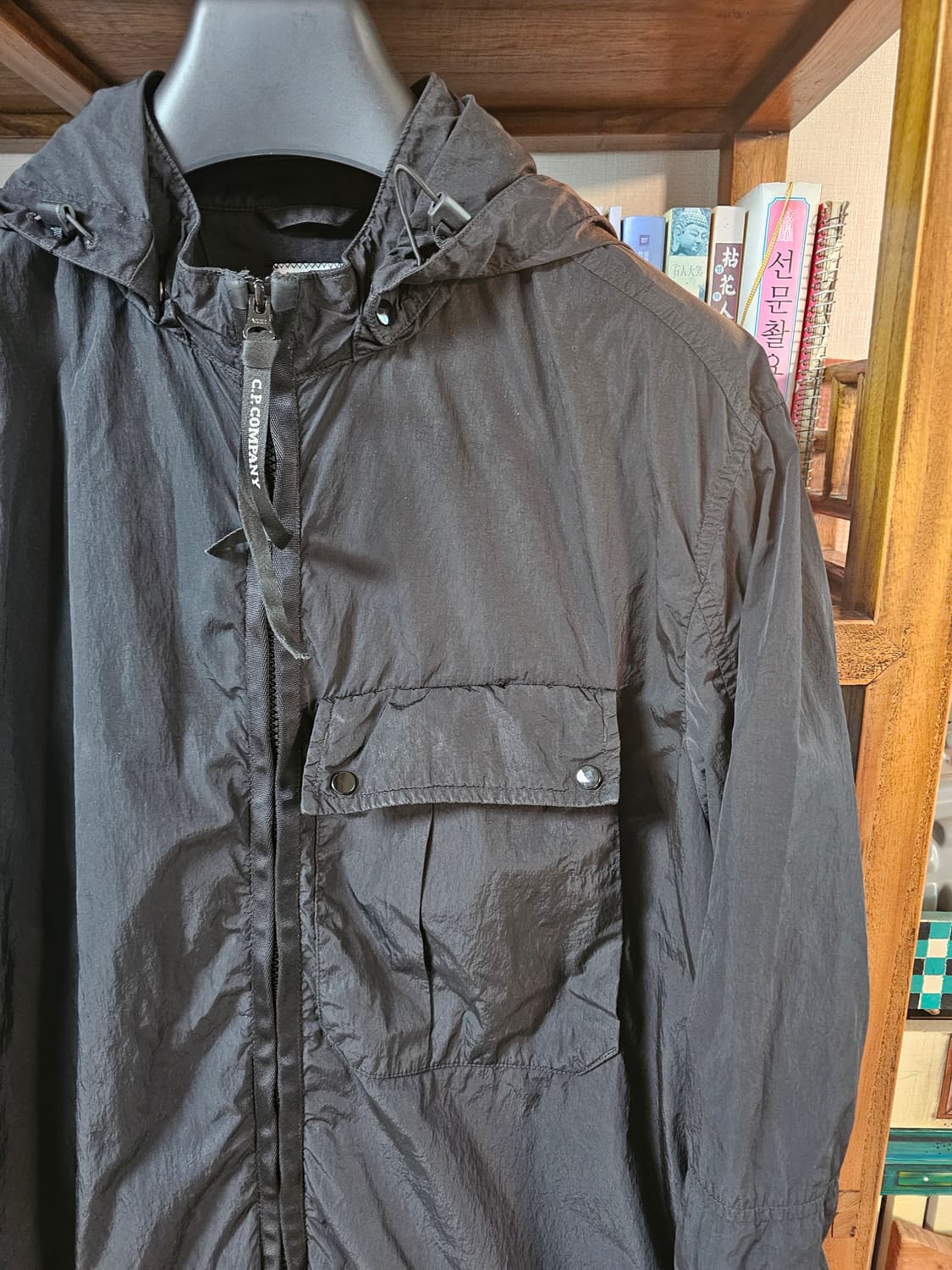 거의 새상품 씨피 CP컴퍼니 고글 자켓 XL 팔아요 상품이미지4