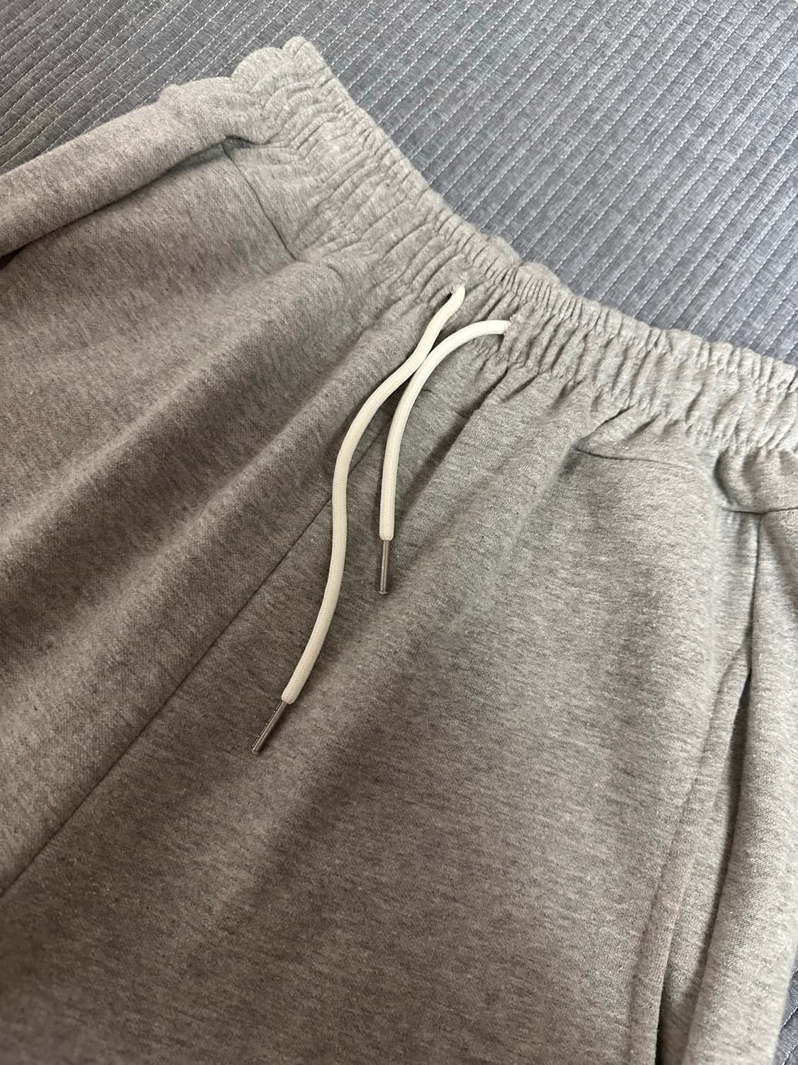 커브드핏 트레이닝 팬츠 그레이 상품이미지4