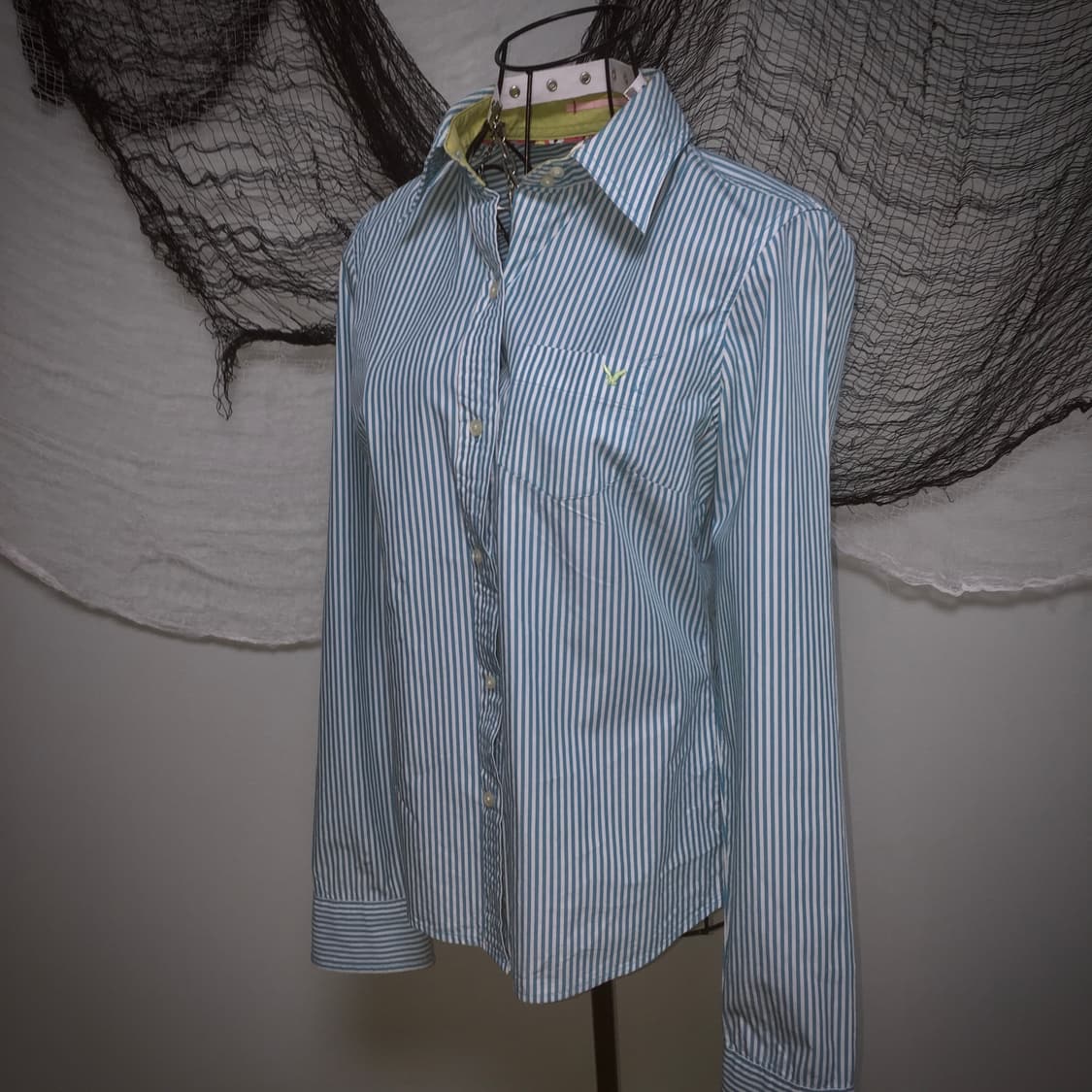 American Eagle fairy mint slim shirt  상품이미지6