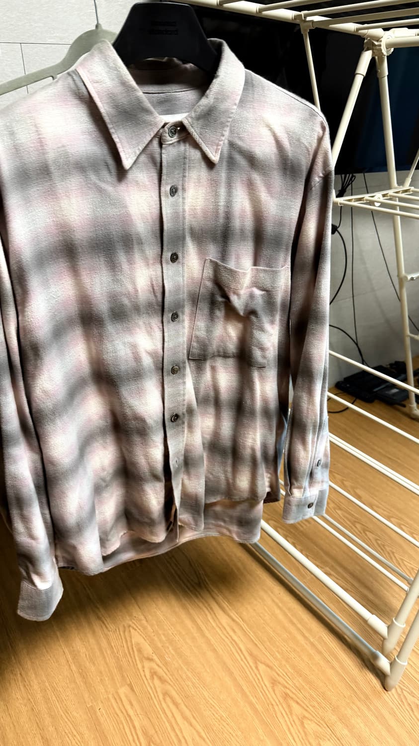 999휴머니티 easy check shirt brick ombre / 상품이미지2