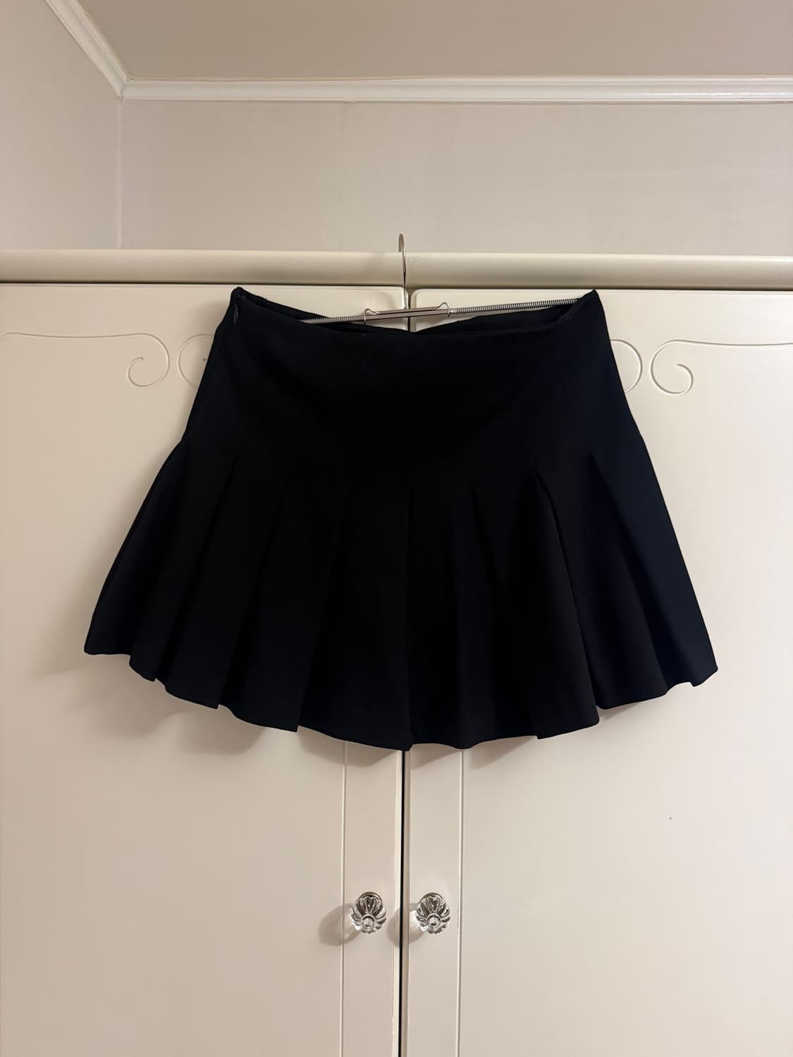 자라 블랙 아이렛 플리츠 스커트 XS 상품이미지3
