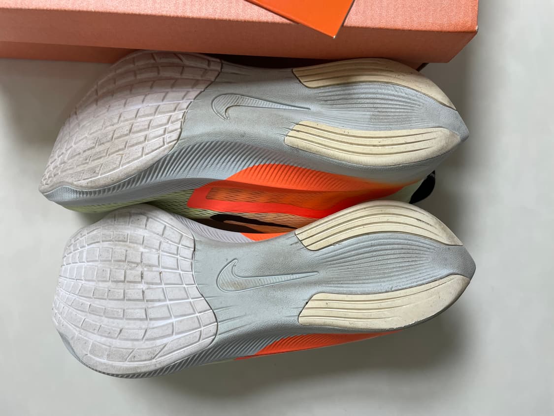 나이키 줌 플라이 4 CT2392 265mm 상품이미지4