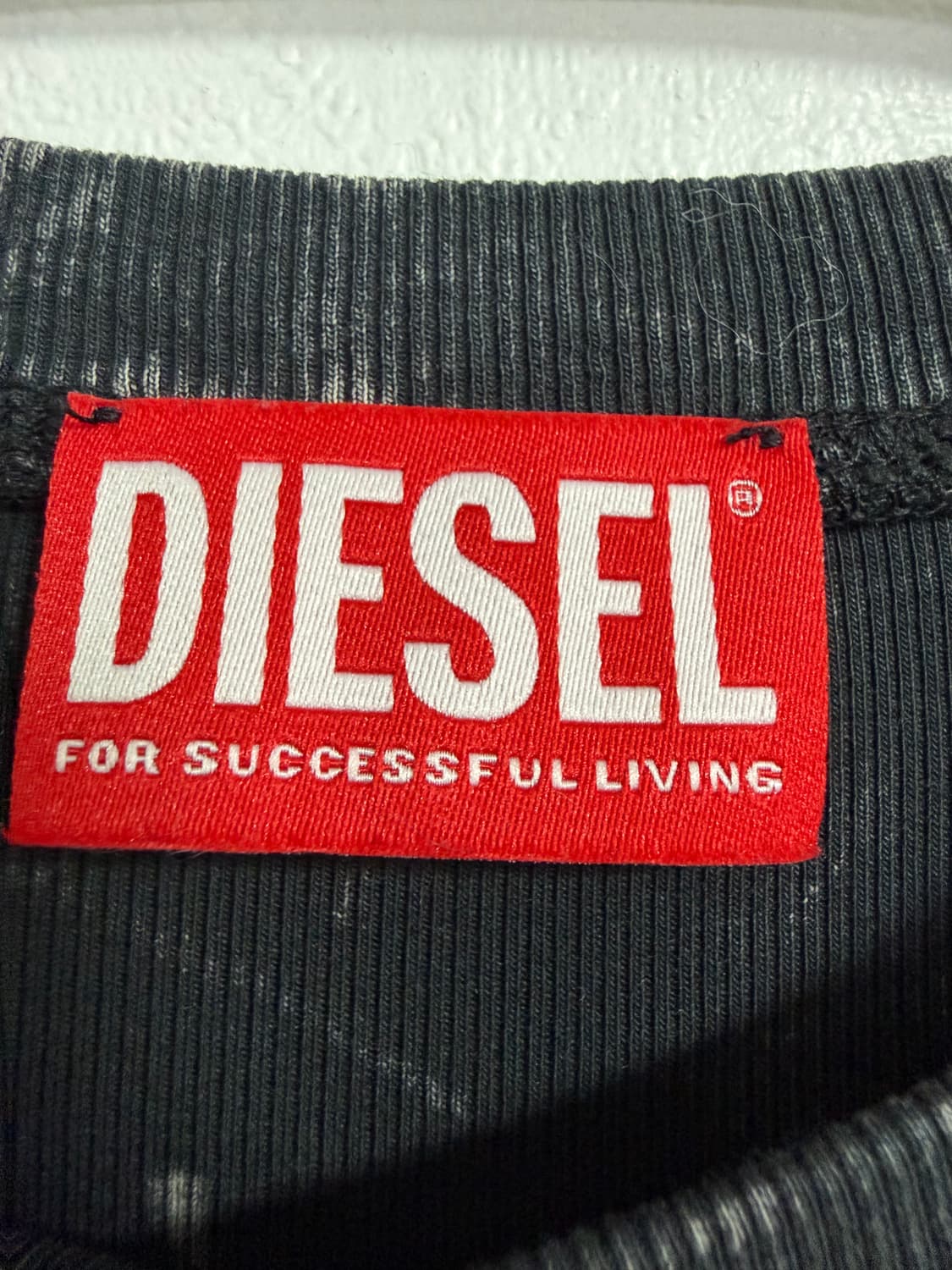 디젤 지퍼 로고 니트 상품이미지3
