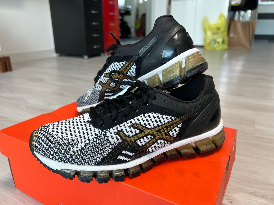 [240] 아식스(W) 젤 퀀텀 360 니트 블랙/화이트 상품이미지1