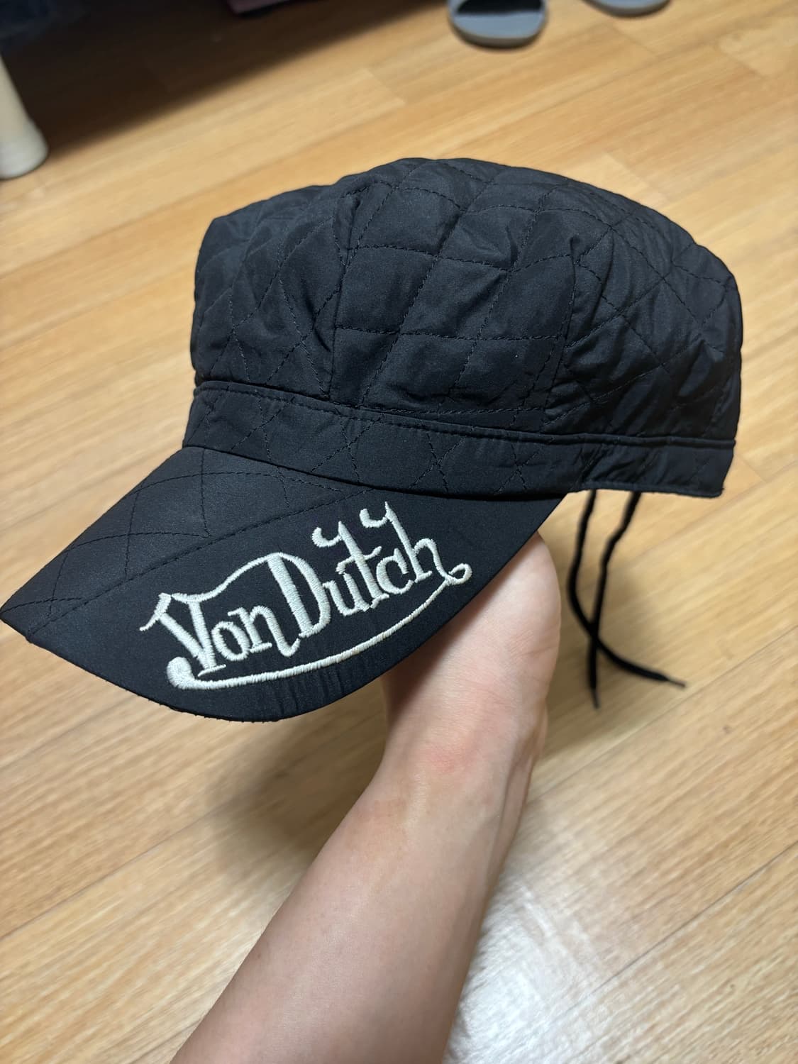 본더치 블랙 퀼팅 모자 상품이미지1