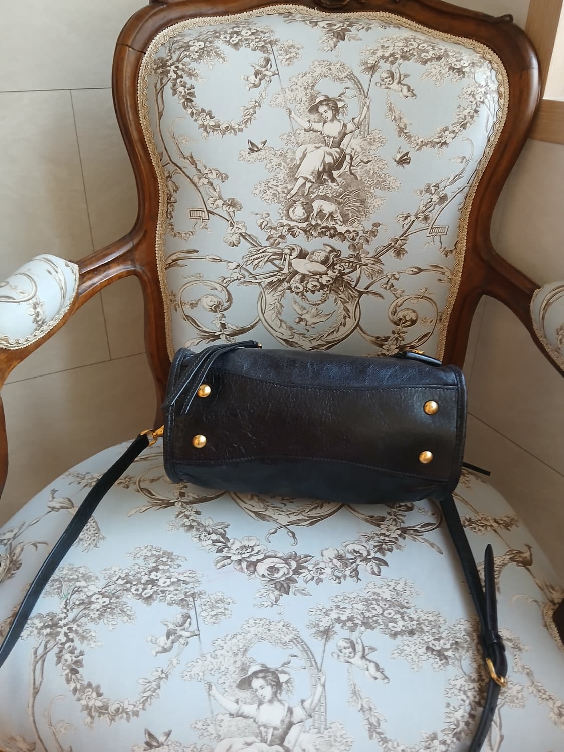 미우미우 미니 크로스백 상품이미지5