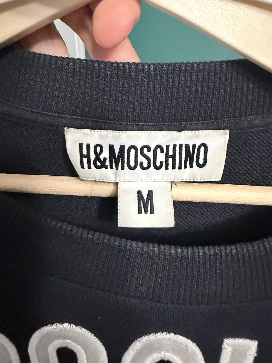 모스키노 X H&M 콜라보 맨투맨 M 상품이미지4