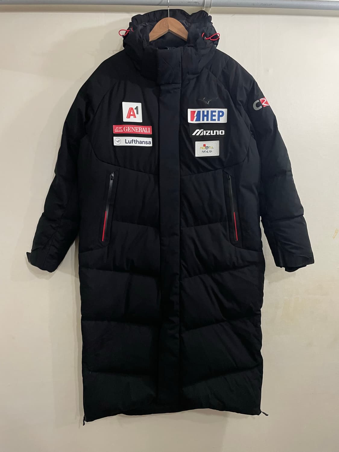 미즈노 MIZUNO 크로 스키 구스다운 롱패딩 블랙 상품이미지3