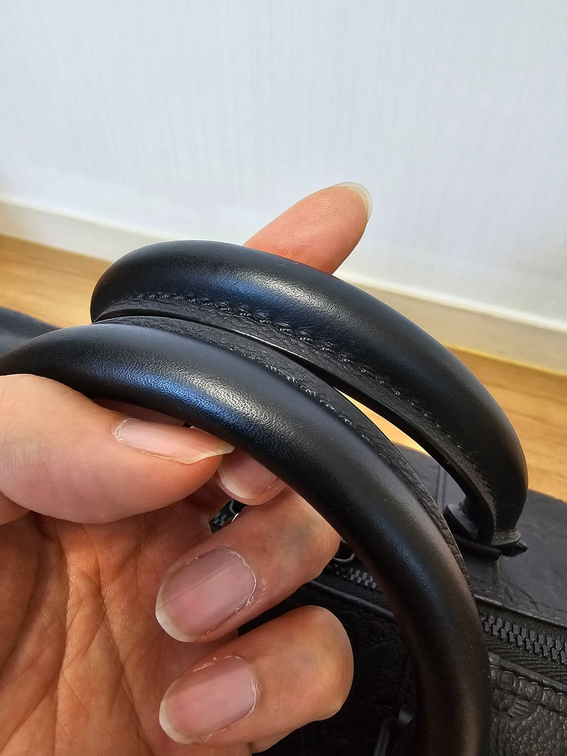 루이비통 키폴50 올레더 쉐도우 블랙 신형 (새상품) 상품이미지8