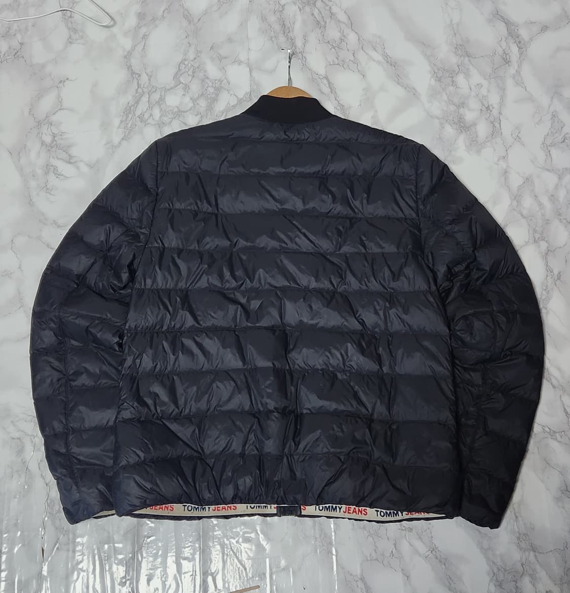 타미힐피거 경량 패딩 블랙 자켓 상품이미지5