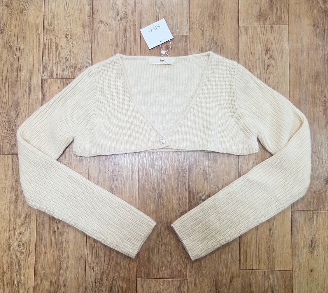 시예(siye) 시예샵 샵시예 크림 홀리데이 라쿤볼레노 니트셋  새상품  상품이미지4