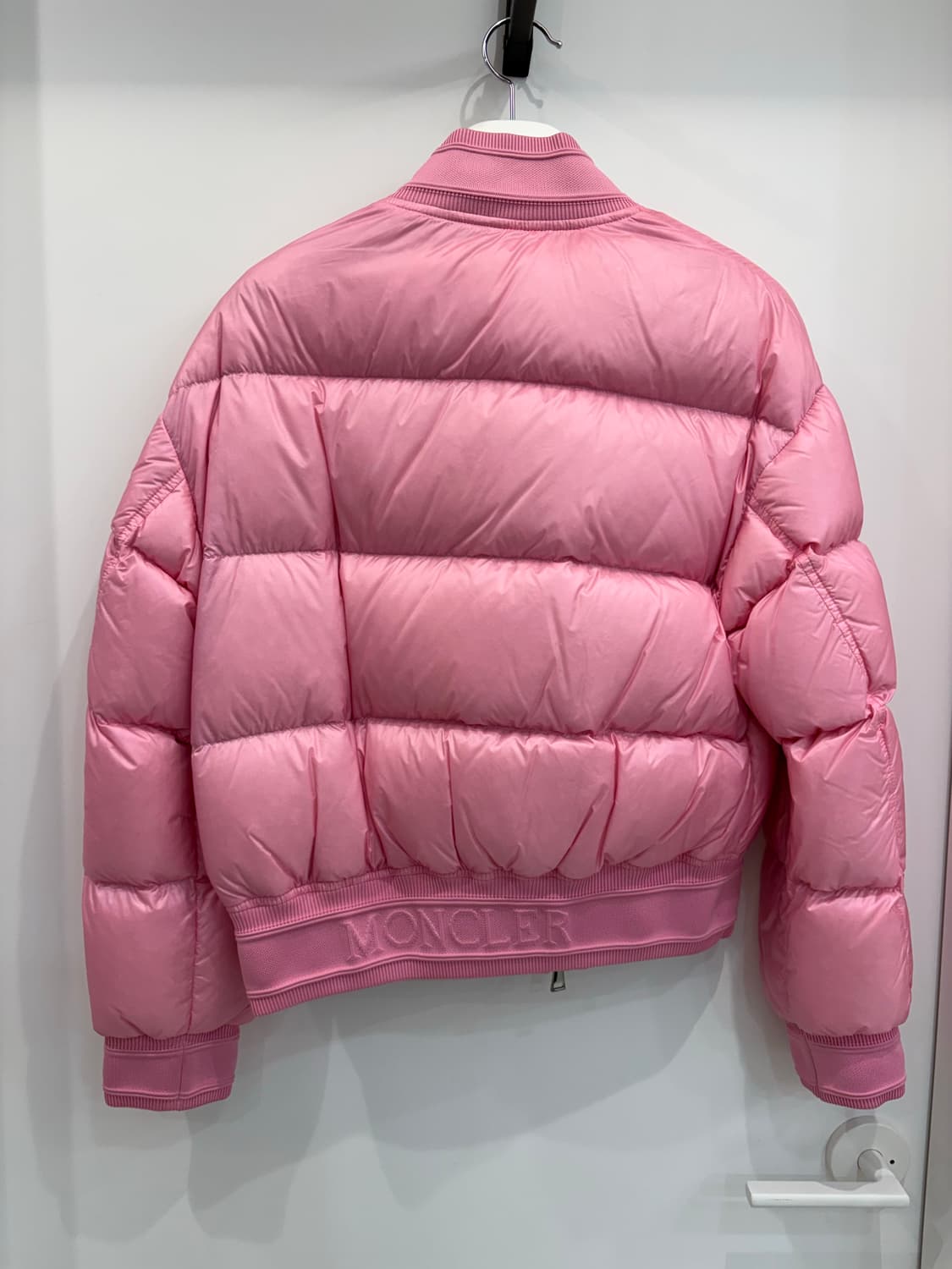 몽클레어 패딩(핑크) 2번착용 상품이미지3