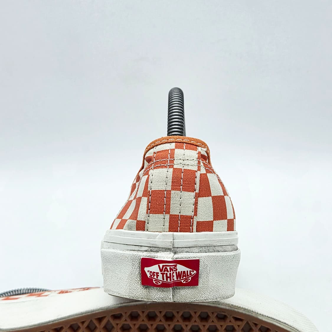 반스 어센틱 44 DX 애너하임 팩토리 체커보드 오렌지 (285) 상품이미지2