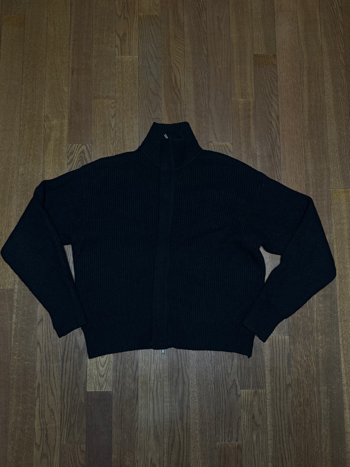 비슬로우 집업 니트 상품이미지1