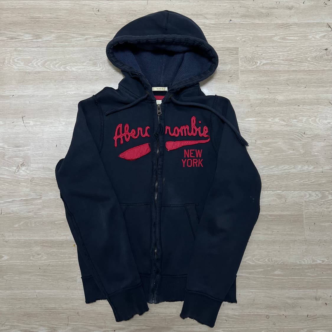아베크롬비 앤 피치 데미지 빅로고 자수 후드집업 [네이비] L/100 상품이미지1