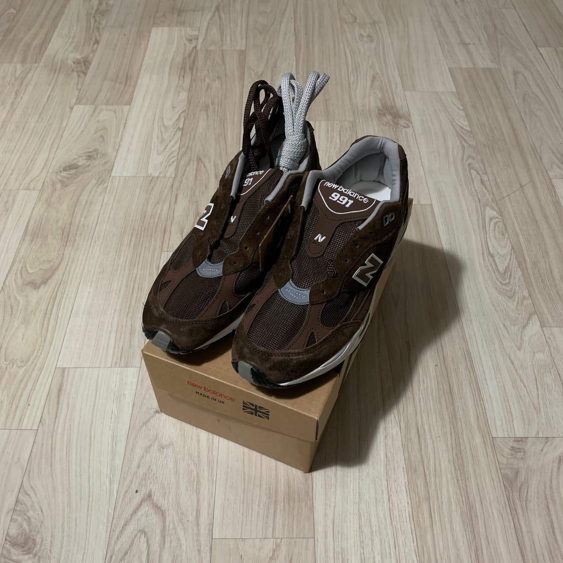 뉴발란스 991 메이드 인 UK 모카 브라운 270 새상품 상품이미지1