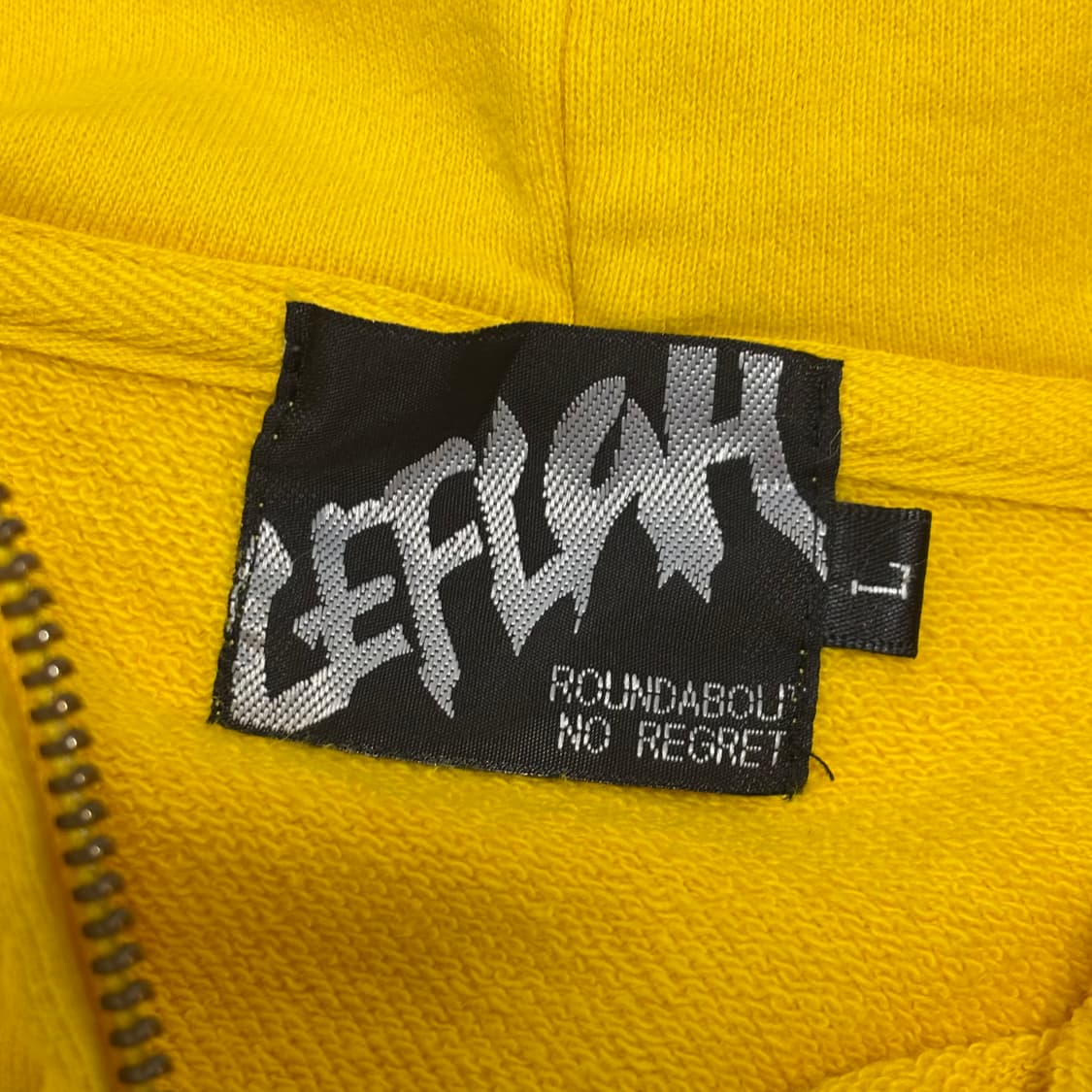 레플라(LEFLAH) 크로스 그래픽 후드 집업 상품이미지5